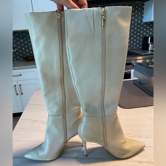 New Schutz Mikki Up Leather Boot in Oyster Size 7 - Picture 6 of 13